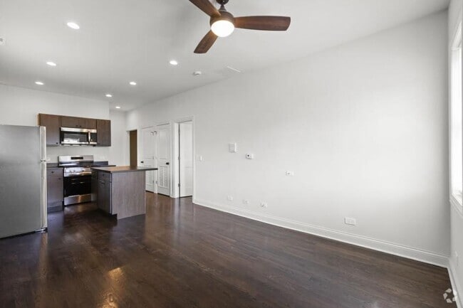 Building Photo - 1 bedroom in Chicago IL 60618 Unit 2R Rental