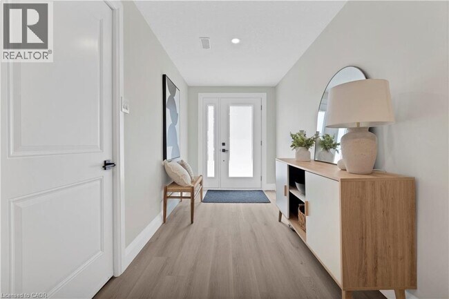 Photo - 71 Blucher St