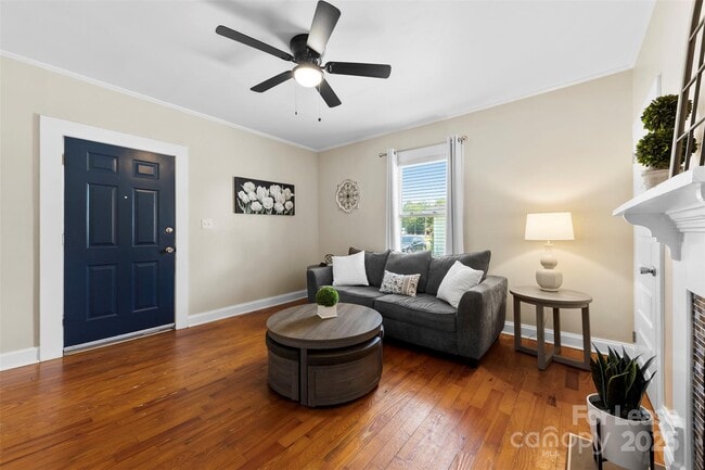 Photo - 1525 Perfection Ave