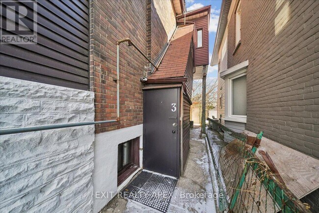 Photo - 343 Greenwood Ave