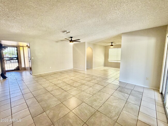 Photo - 4044 W Cholla St