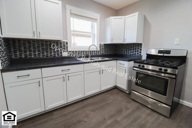 Photo - 302 S Walsh St Unit 302 S Walsh st
