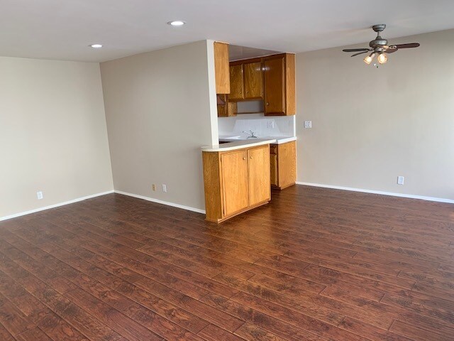 Photo - 1007 N Laurel Ave Unidad #8