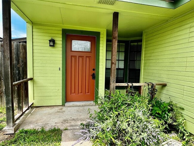 Photo - 11612 Fruitwood Pl