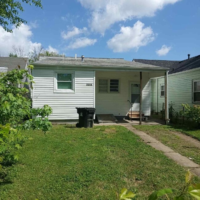 Photo - 2208 Garland Ave