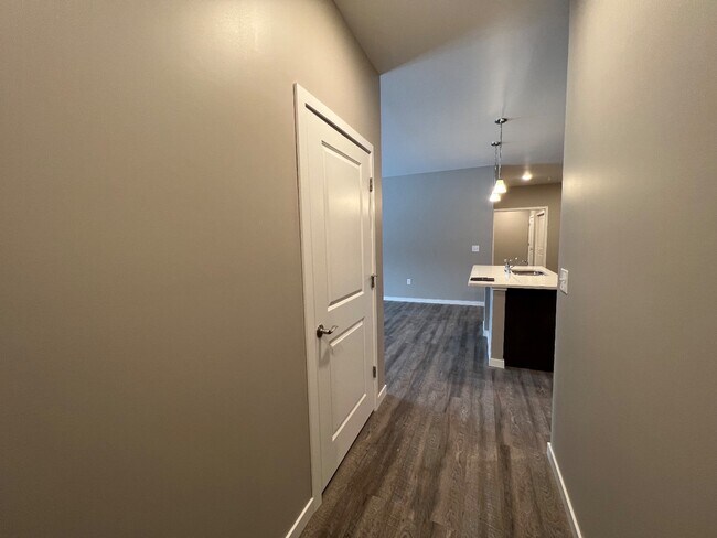 Photo - 4440 - 4450 S 26th St