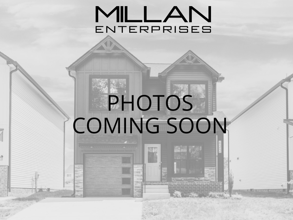 Charming, Renovated Living with Room to Relax With Spacious Bedrooms - Charming, Renovated Living with Room to Relax With Spacious Bedrooms