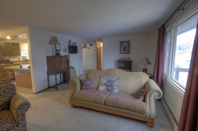 Photo - 2 Bed, 1 Bath with Garage Space in Missoula