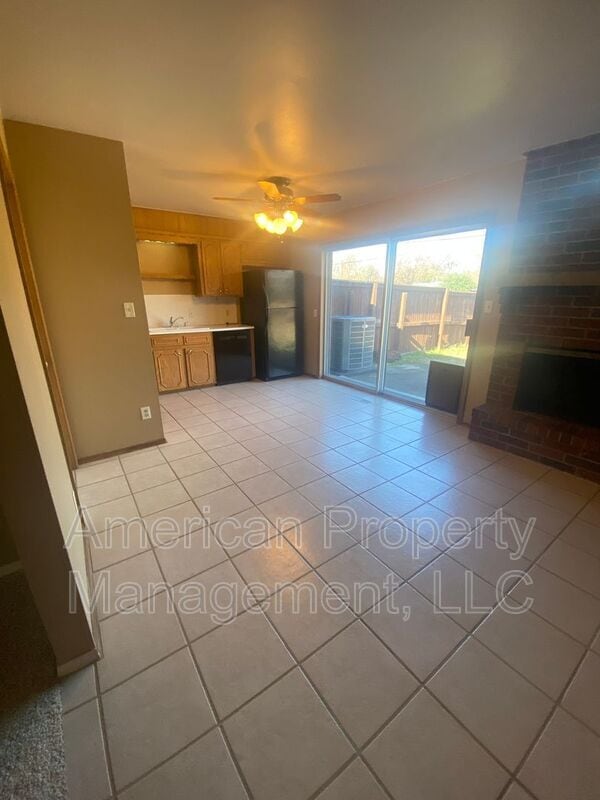 Photo - 2111 S Birmingham Ct