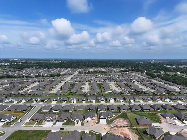 Photo - Like new, Move in Ready.