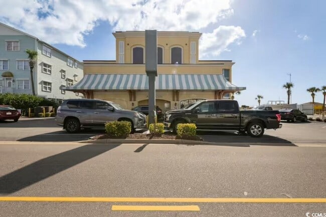 Building Photo - 1522 S Ocean Blvd Rental