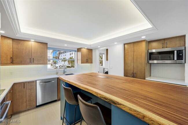 Building Photo - 9486 Gulf Shore Dr Unit A101