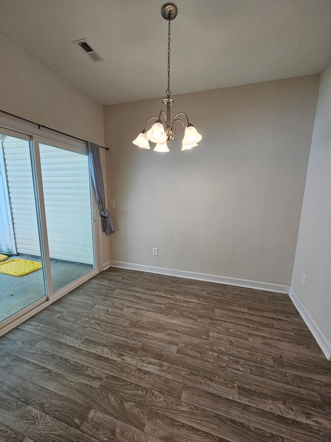 Photo - 3 Year Old Townhome in Marshall Farm!