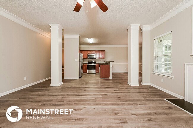 Photo - 520 Hansen Dr