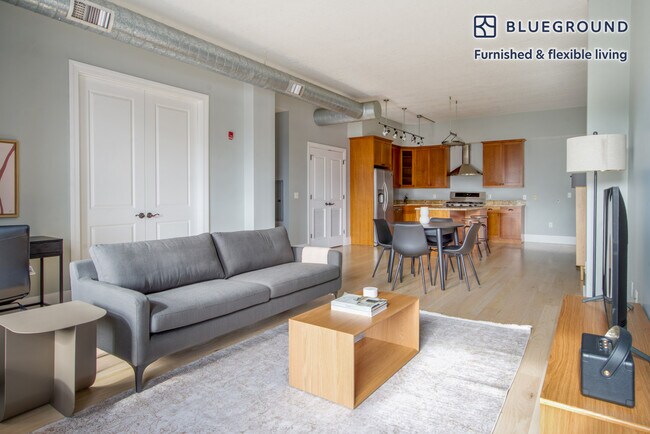 Photo - 100 Paterson Plank Rd Unidad FL4-ID965