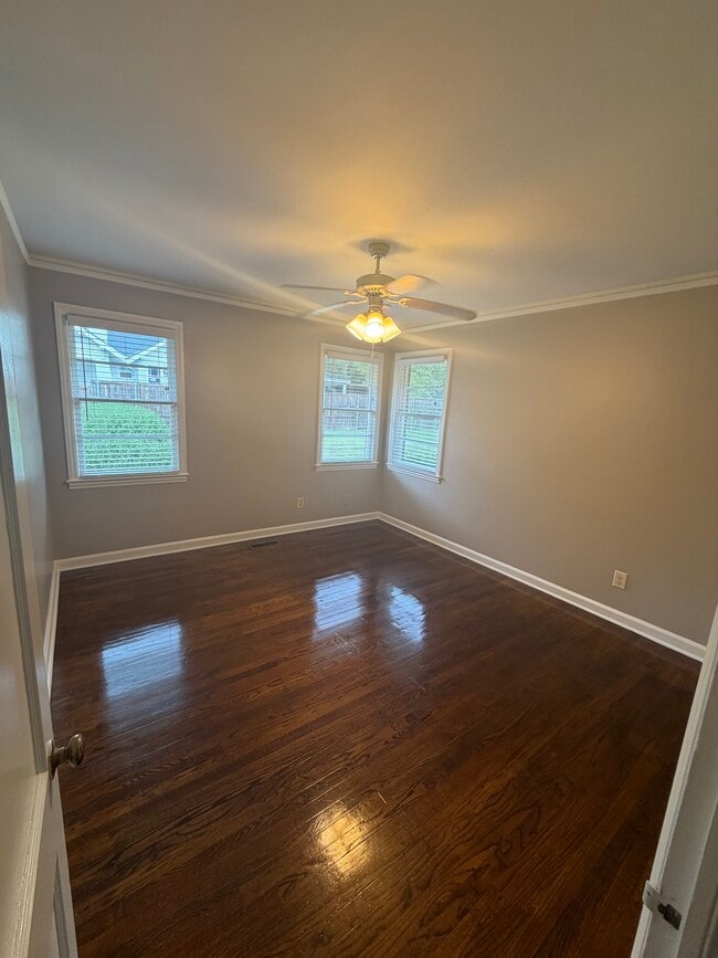 Photo - The Avenue Apartments
