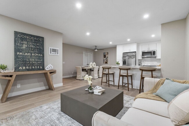 Tamarack Sands Apartment Homes