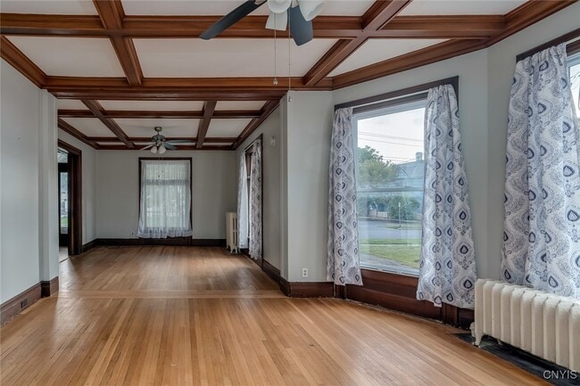 Building Photo - 121 Haley St