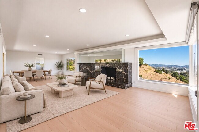 1682 Larco Way