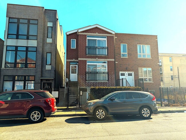 Building Photo - 515 S Campbell Ave Unit 3