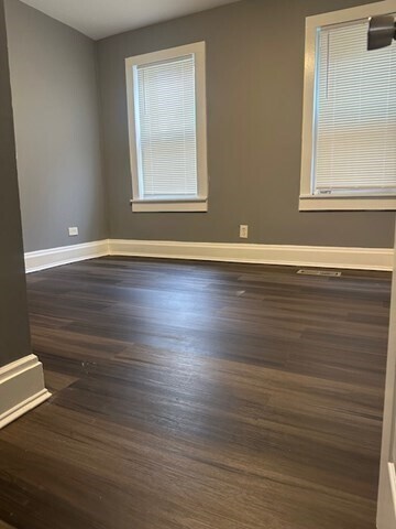 Photo - 581 Lakeview Ave