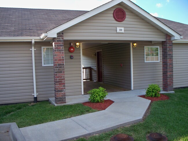 Branson Gardens 2 Bed, 2 Bath - Branson Gardens 2 Bed, 2 Bath Condo Unit 4