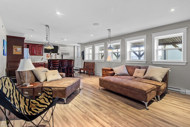 Photo - 171 Forest Rd Unit SI FL2-ID1438813P