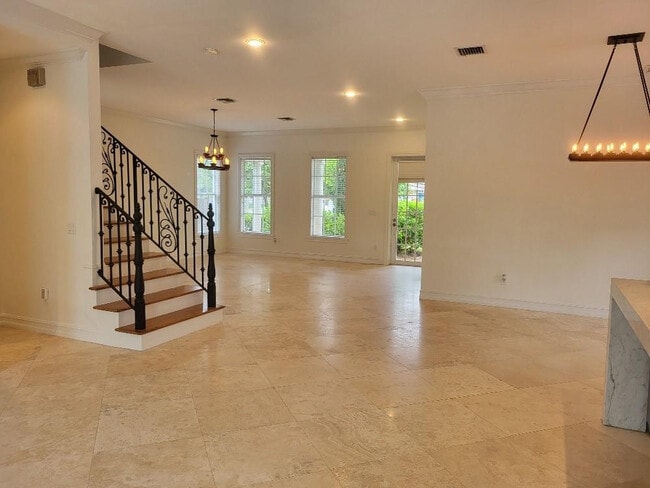 Photo - 1604 NE 17th Ave