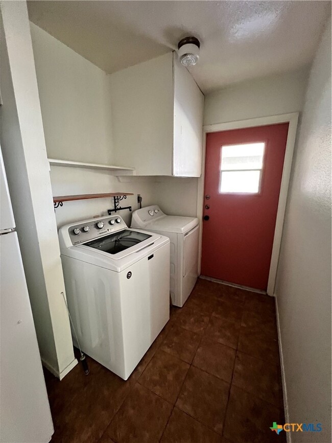 Photo - 314 Craddock Ave