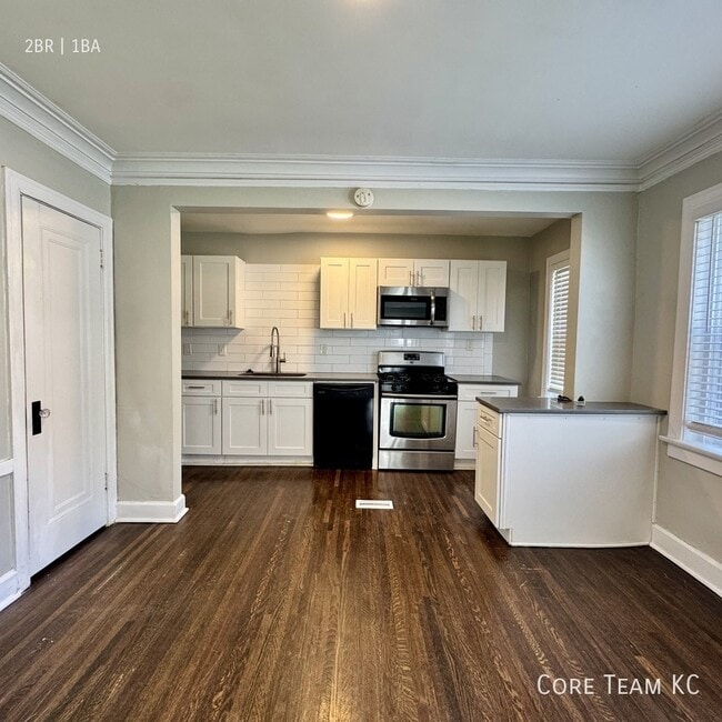 Photo - 217 E 46th St Unidad 211-1E