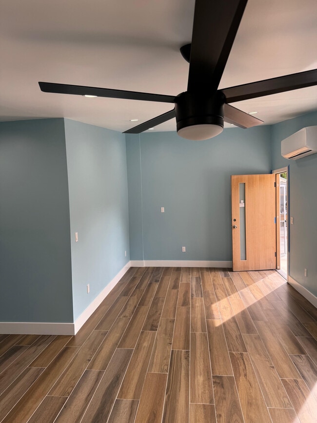 Photo - 6439 1/2 Graves Ave Unit 9.5