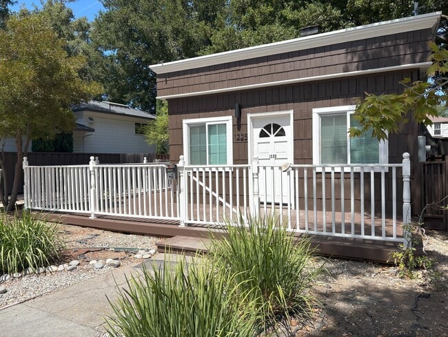 Building Photo - rlev14 Unit 1225 Rental