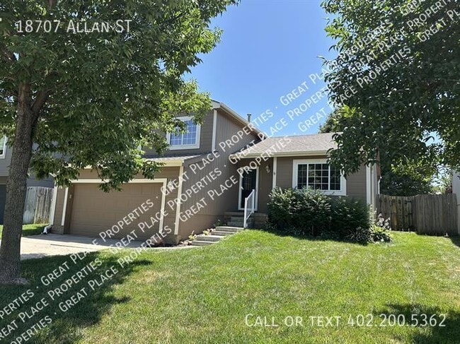 Photo - 18707 Allan St