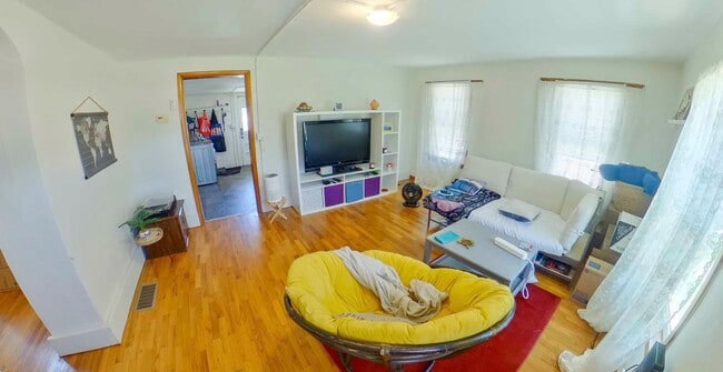 Photo - Stainless Steal Appliances + Pet Friendly + Fenced in Yard + Washer and Dryer Included! Available...