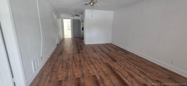 Photo - 2521 NE 10th St