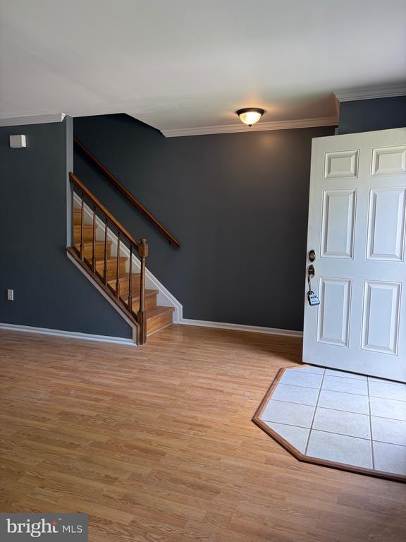 Building Photo - 6662 Ducketts Ln