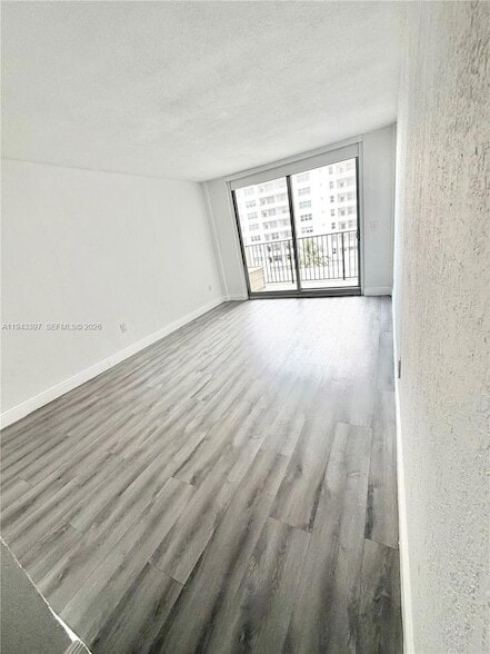 9273 Collins Ave Unit 501