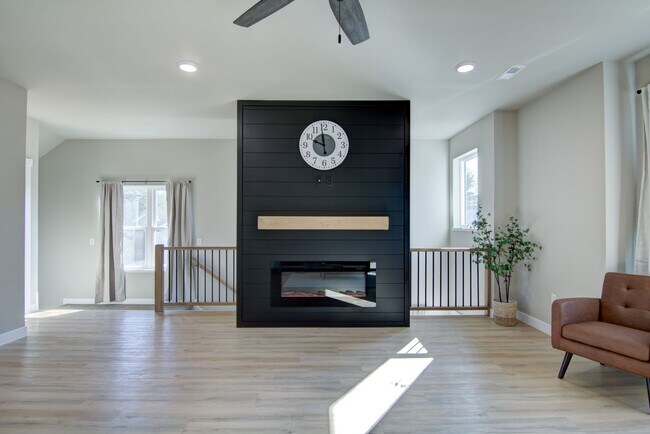 2537 Otter Creek Trail