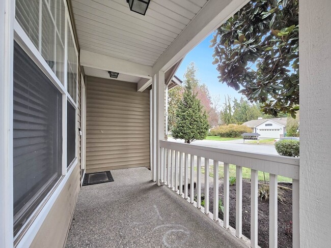 Photo - 2-Story modern home in Silver Firs. Large outdoor space!!!