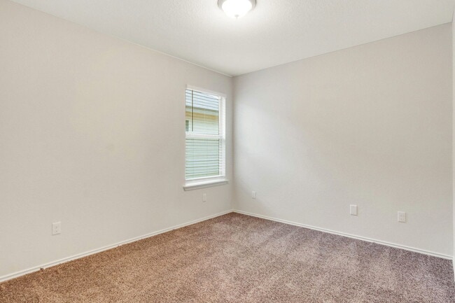 Photo - 117 Nathaniel Dr