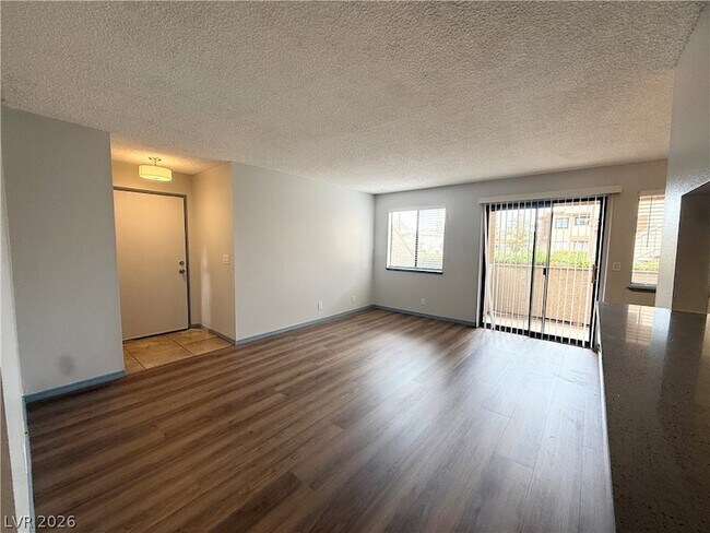 3720 Snorkel Cir Unit 2