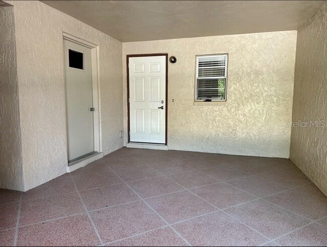 Building Photo - 9700 Starkey Rd Unit 322