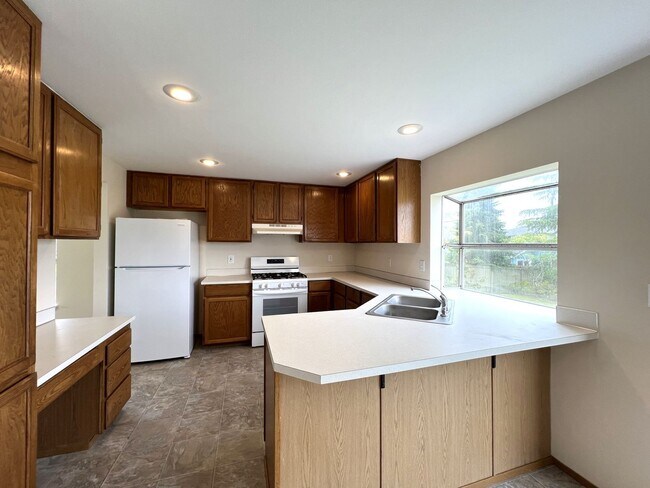 Photo - Spacious 4 Bedroom Marysville Home