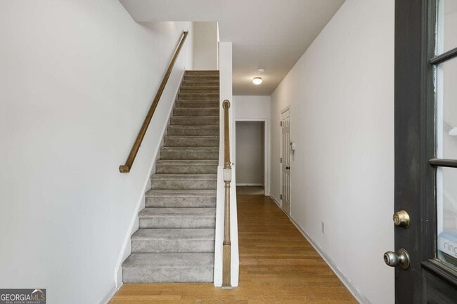 Photo - 1798 Oak Brook Ln NW