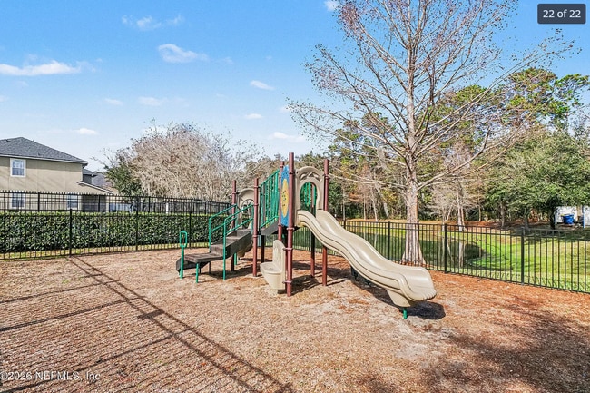 Photo - Black Walnut Court