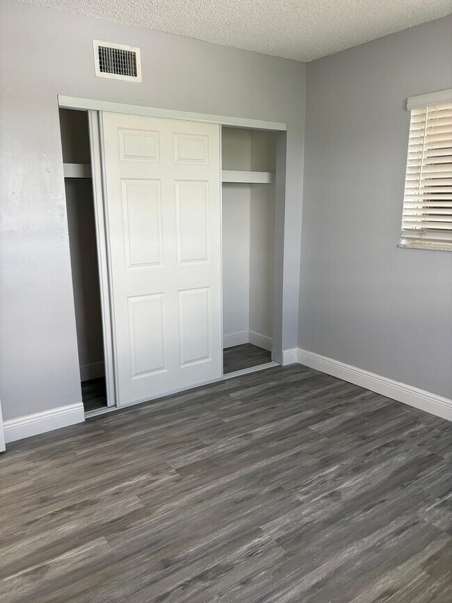 Photo - 1700 NW 58th Terrace Unit 4a