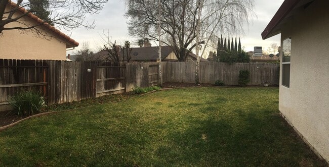 1502 Berkshire Dr