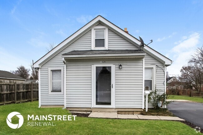 Building Photo - 1028 Midland Ave Rental