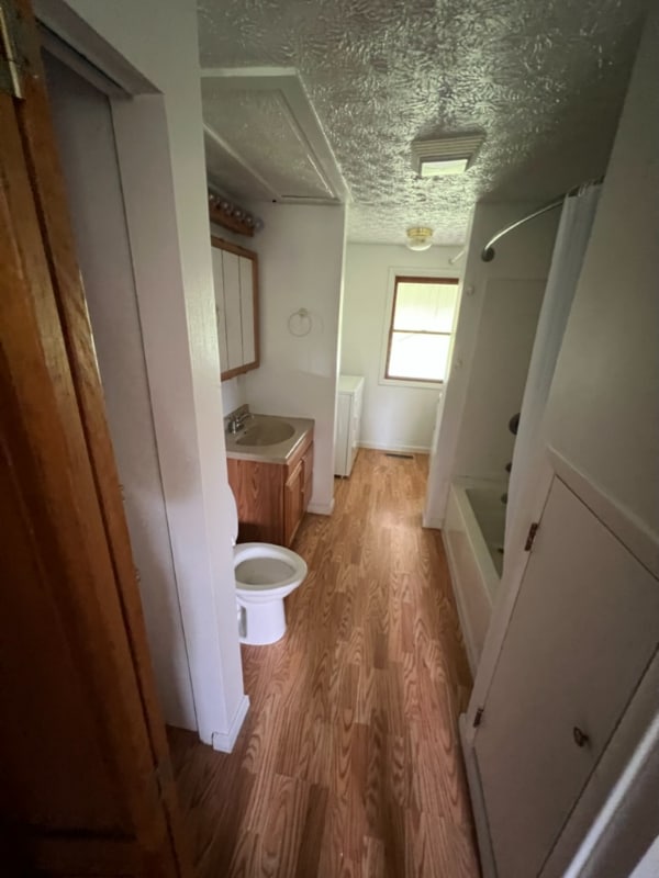 Photo - 493 Brookside Dr