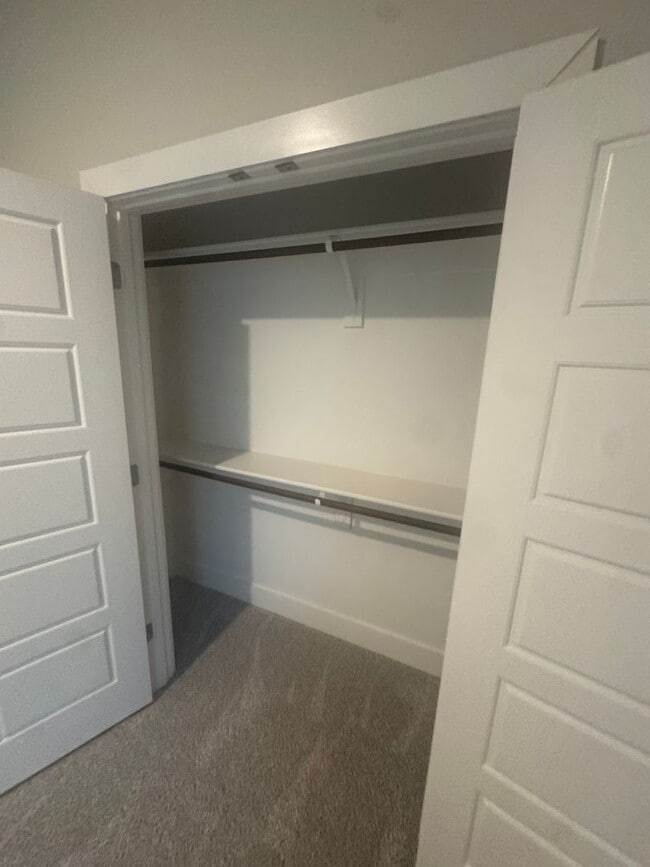 Photo - 3/2/2 Home for the Holidays - Move in Specials call to inquire